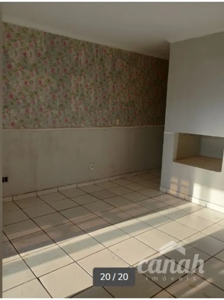 Casa, 4 quartos, 225 m² - Foto 1