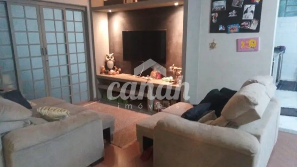 Casa, 3 quartos, 250 m² - Foto 1