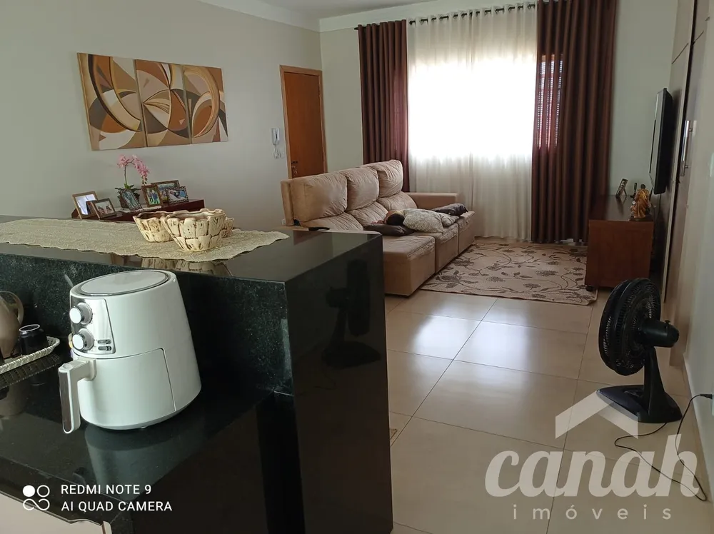 Apartamento, 2 quartos, 80 m² - Foto 1