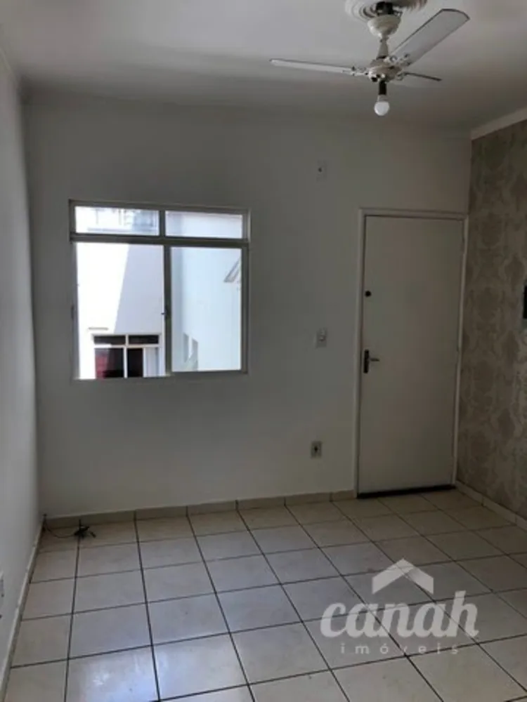 Apartamento, 2 quartos, 48 m² - Foto 2