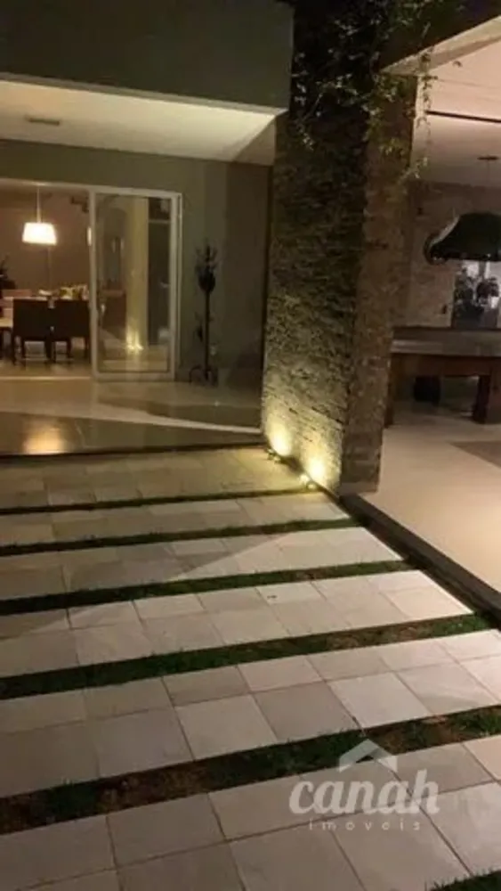 Casa, 3 quartos, 347 m² - Foto 2