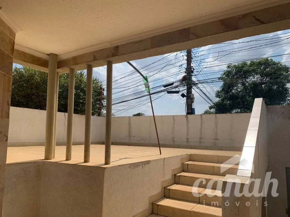 Casa, 3 quartos, 216 m² - Foto 1