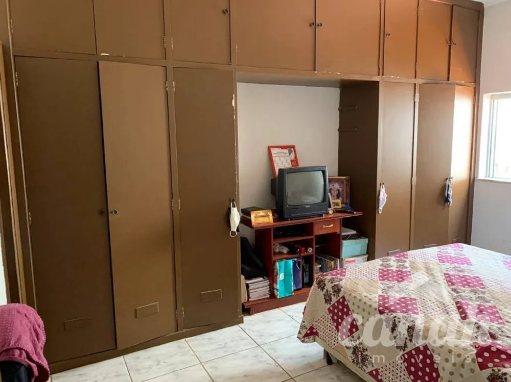 Casa, 3 quartos, 216 m² - Foto 3