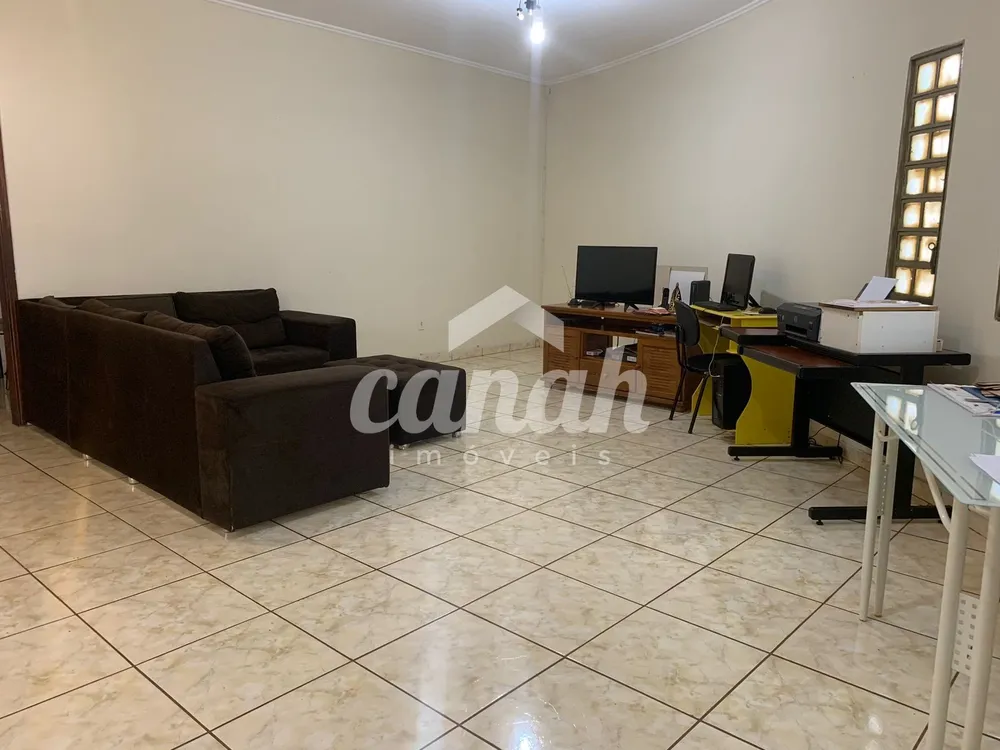 Casa, 3 quartos, 193 m² - Foto 2