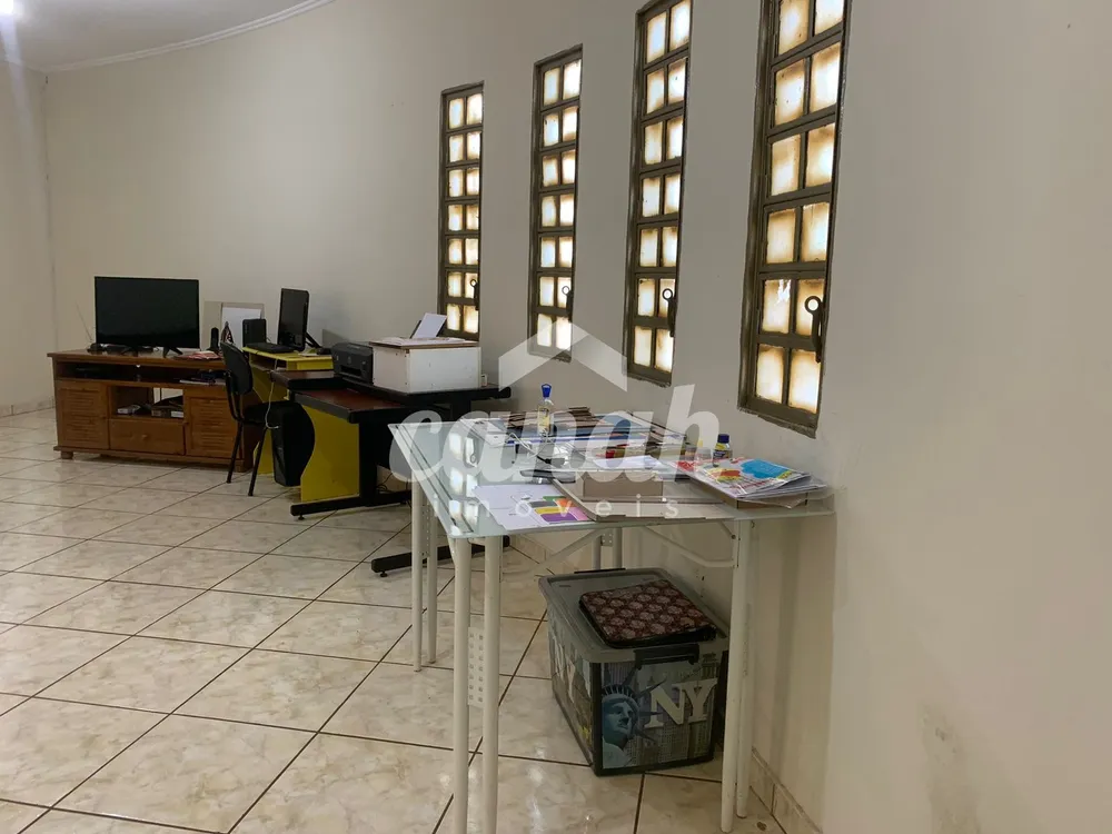 Casa, 3 quartos, 193 m² - Foto 3