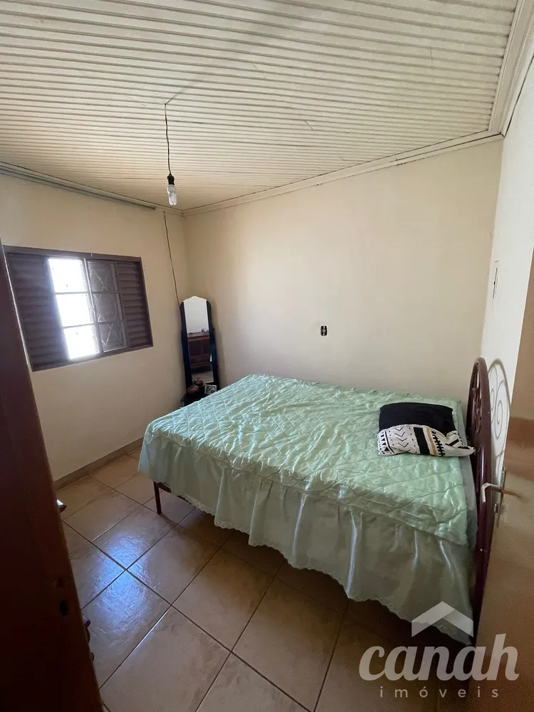 Casa, 4 quartos, 187 m² - Foto 3