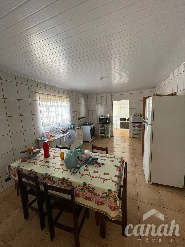 Casa, 4 quartos, 187 m² - Foto 1