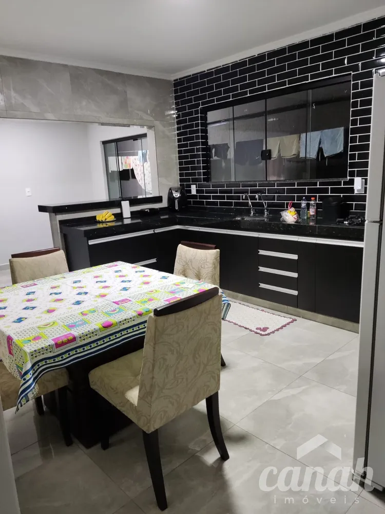Casa, 3 quartos, 158 m² - Foto 1