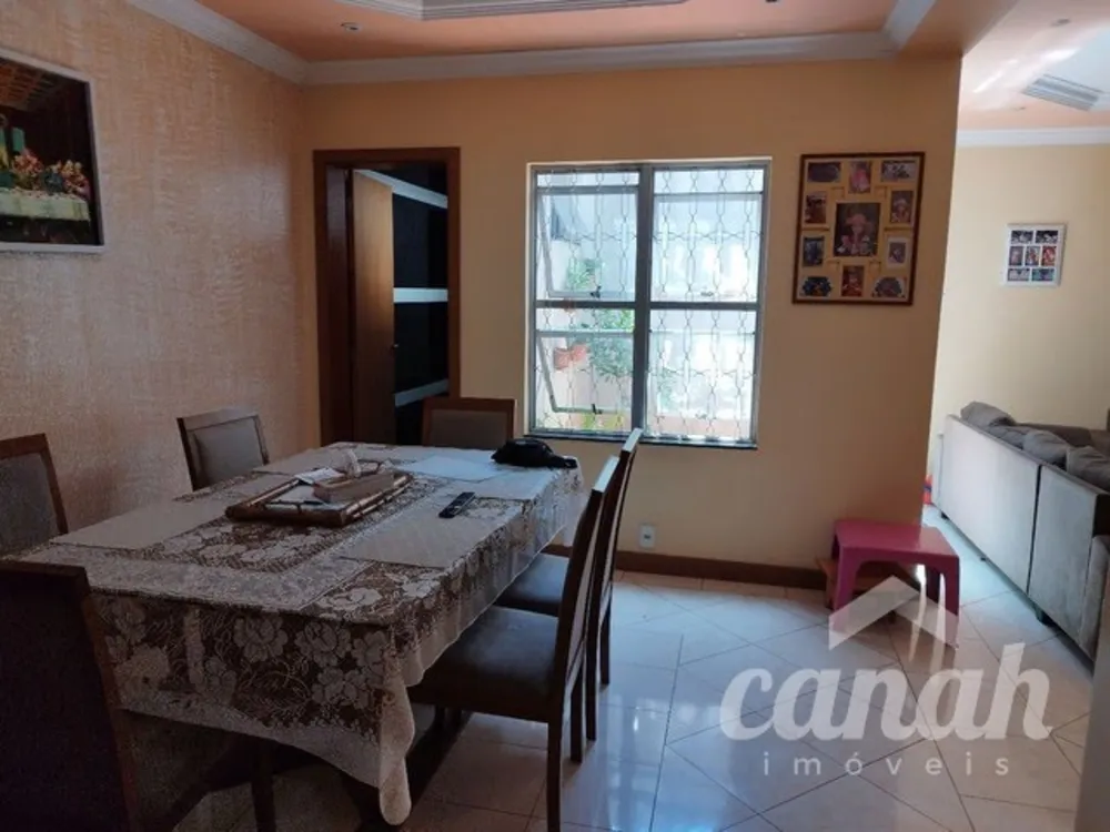 Casa, 3 quartos, 280 m² - Foto 4
