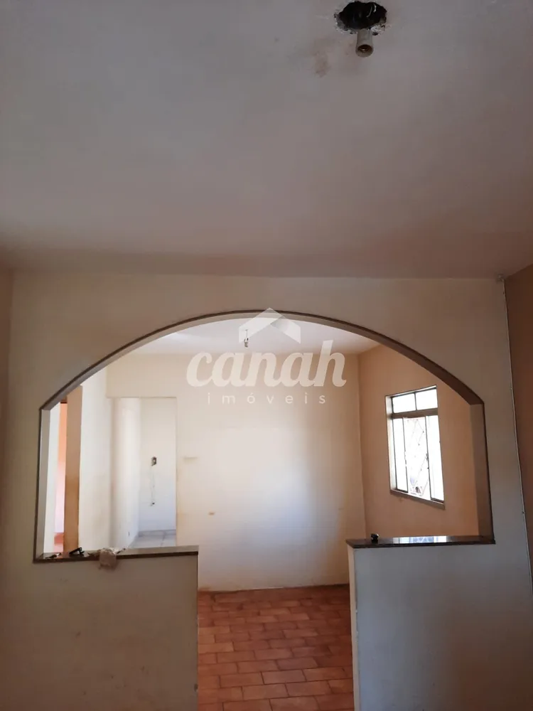 Casa, 3 quartos, 151 m² - Foto 2