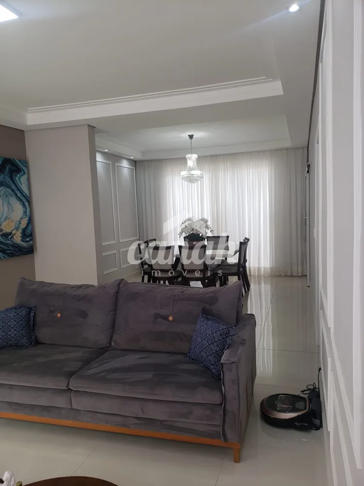 Casa, 3 quartos, 276 m² - Foto 4
