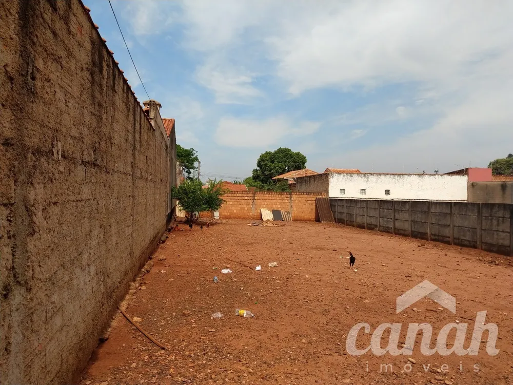 Terreno, 300 m² - Foto 1