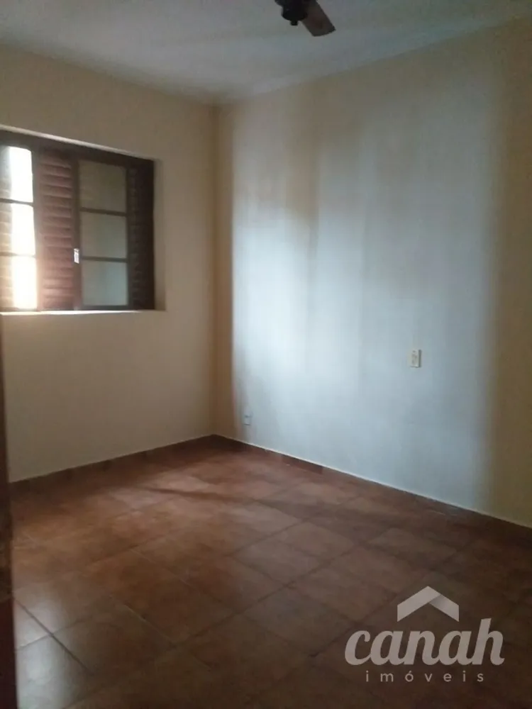 Casa, 4 quartos, 272 m² - Foto 1