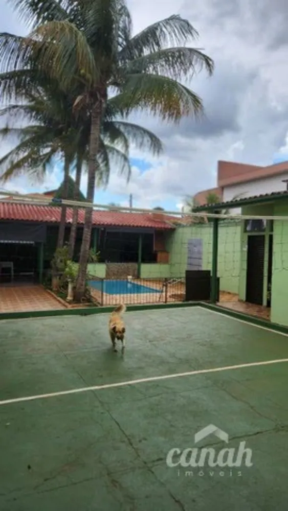 Casa, 1 quarto, 250 m² - Foto 2