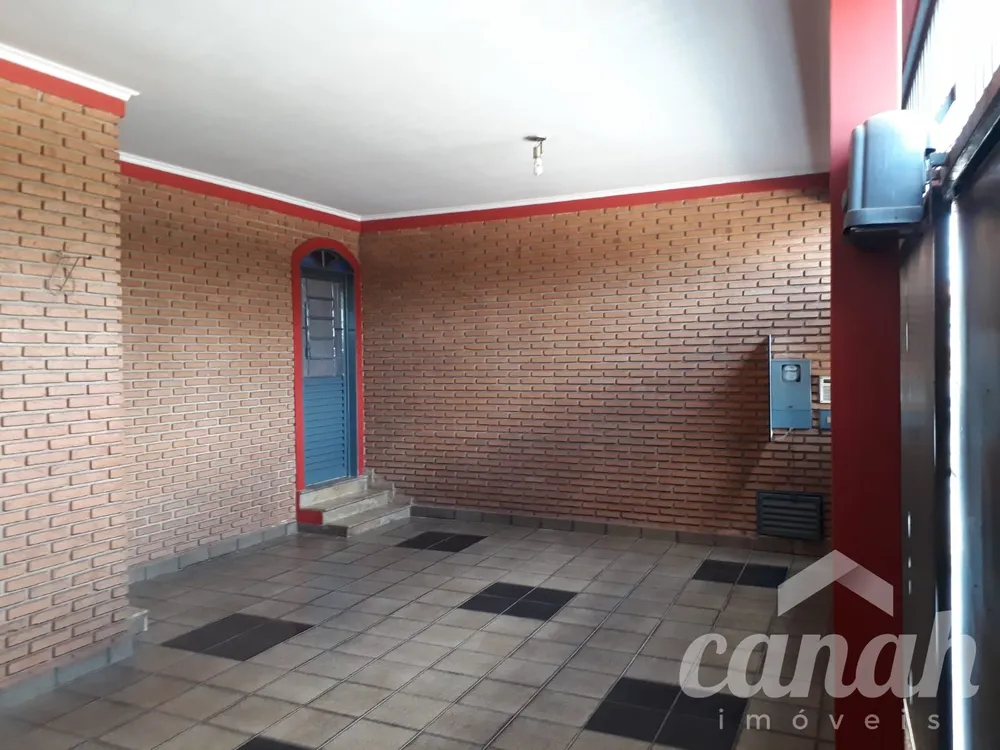 Casa, 4 quartos, 240 m² - Foto 2