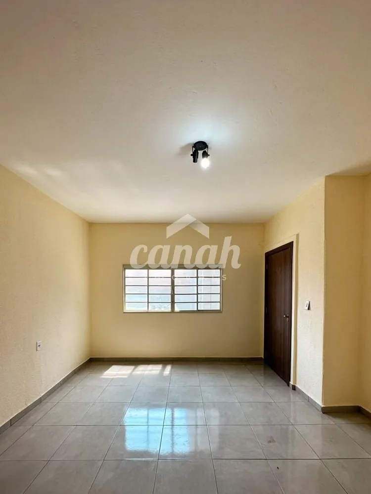 Casa, 3 quartos, 145 m² - Foto 2