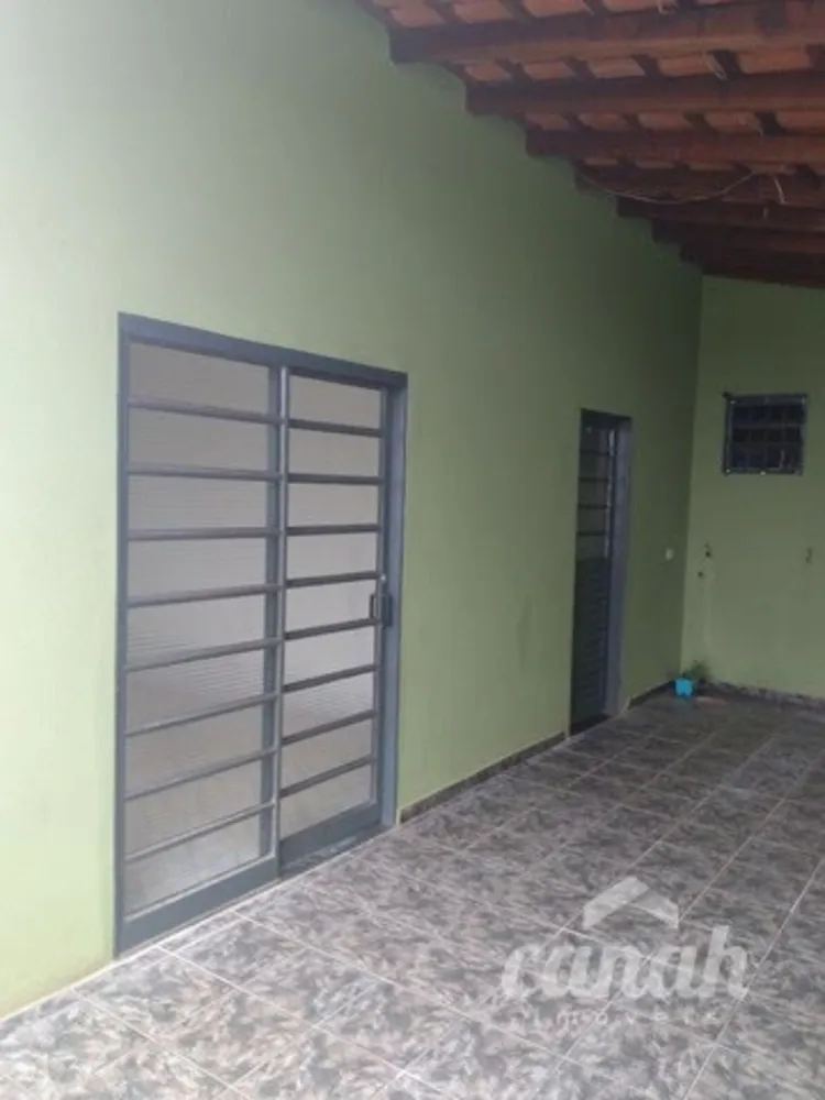 Casa, 2 quartos, 150 m² - Foto 2