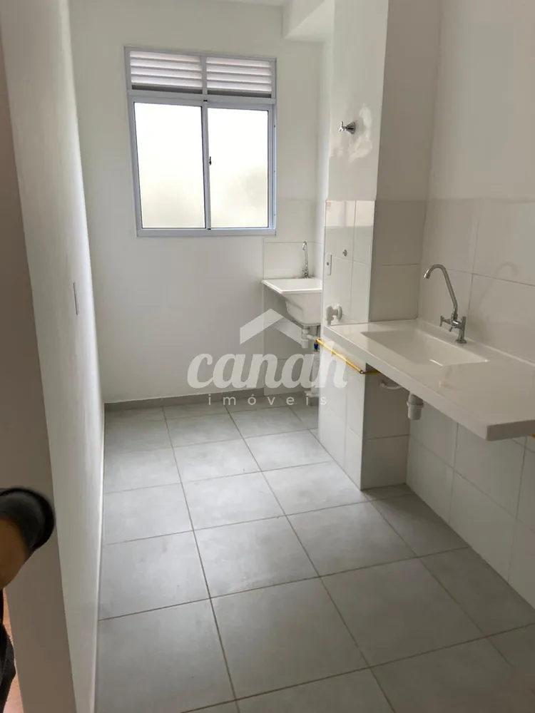 Apartamento, 2 quartos, 45 m² - Foto 2