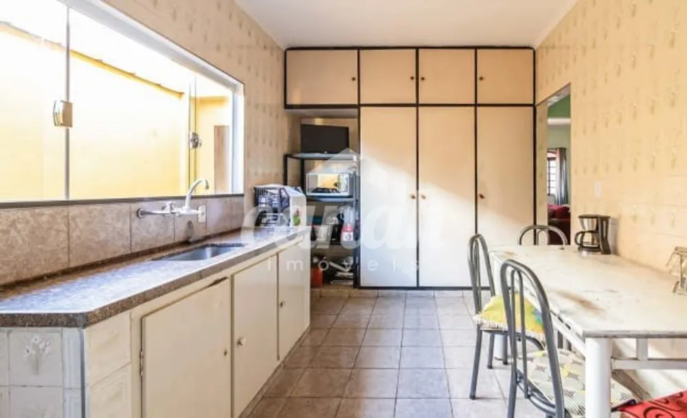 Casa, 5 quartos, 180 m² - Foto 4