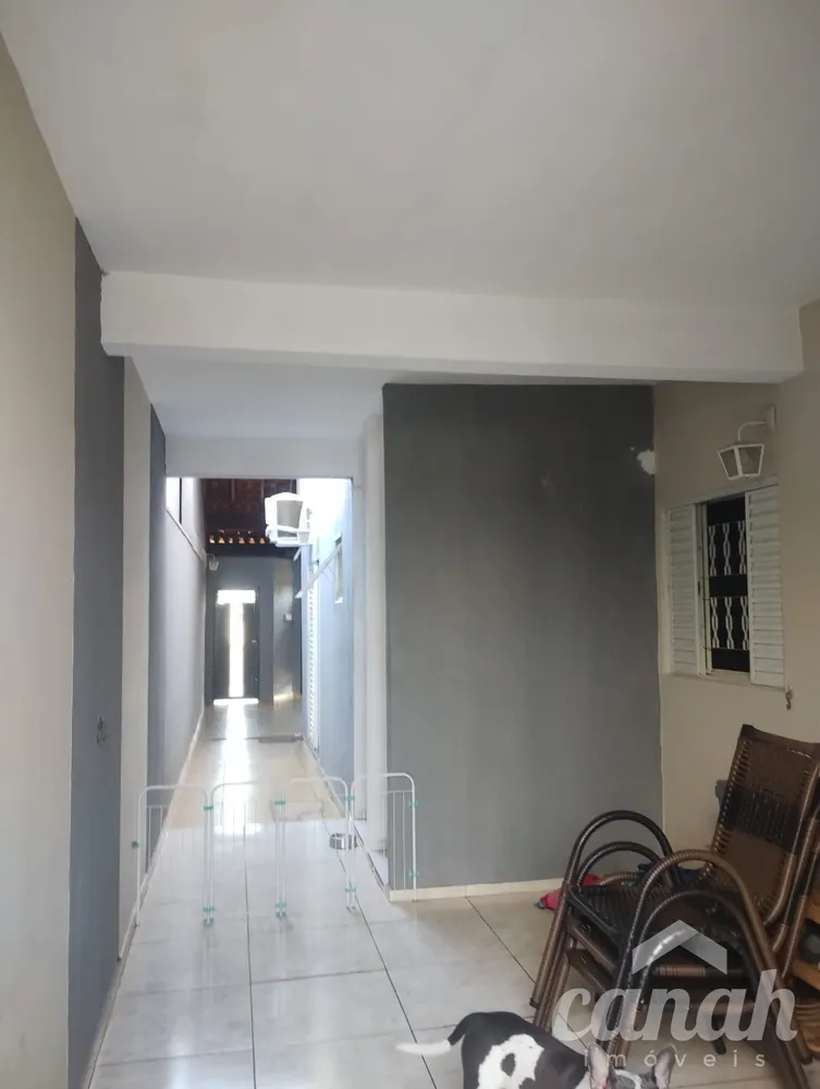 Casa, 4 quartos, 207 m² - Foto 1