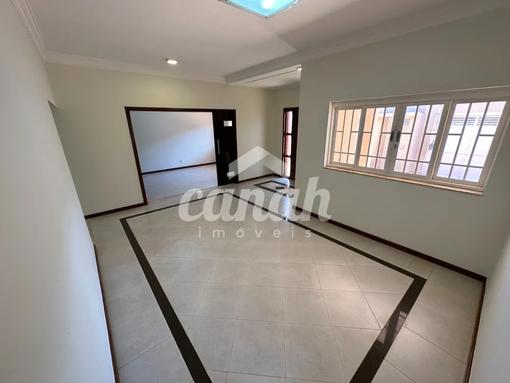 Casa, 5 quartos, 380 m² - Foto 1