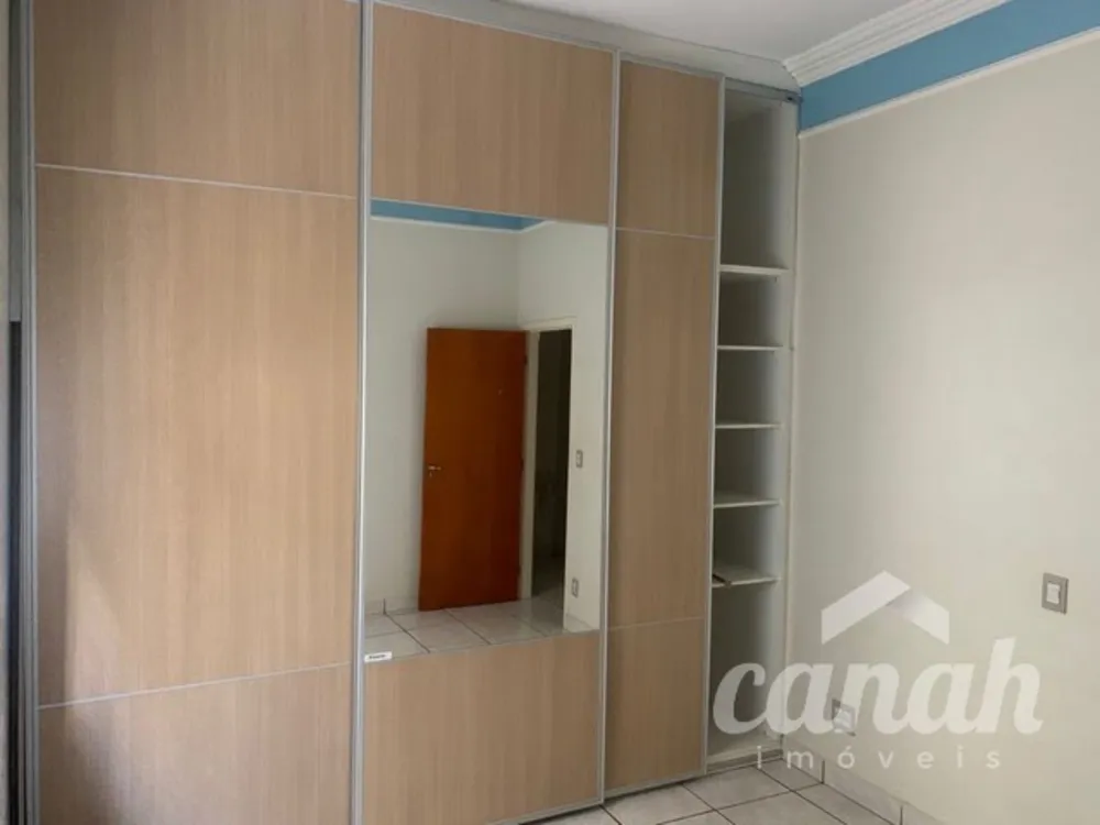 Casa, 3 quartos, 250 m² - Foto 4