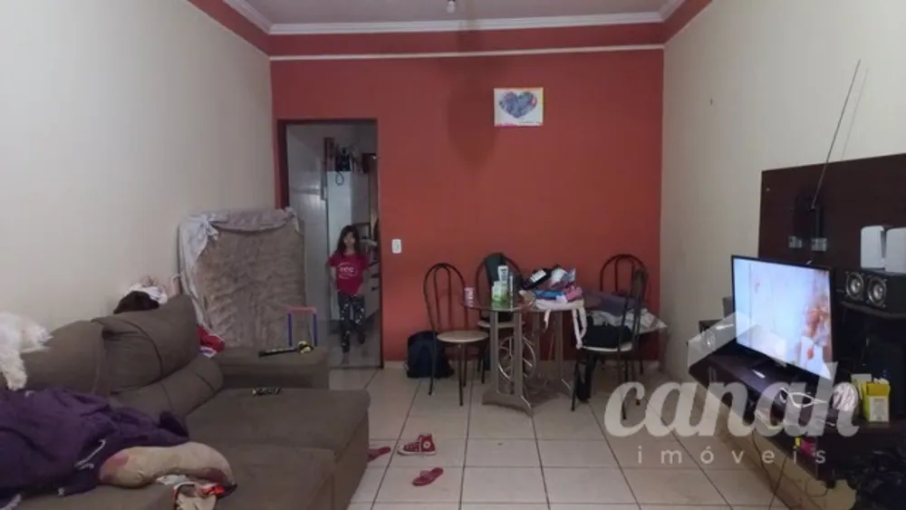 Casa, 2 quartos, 100 m² - Foto 2