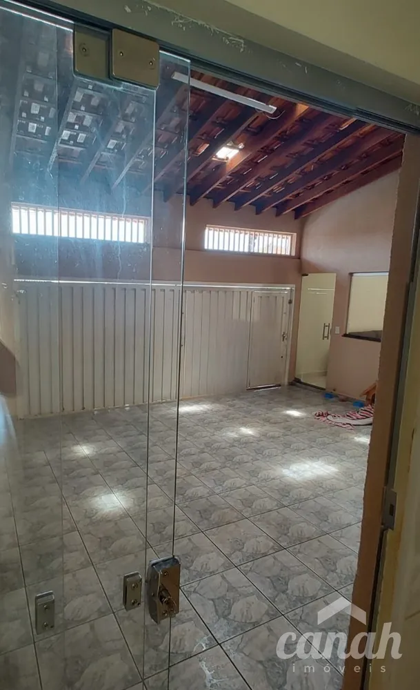 Casa, 3 quartos, 190 m² - Foto 3