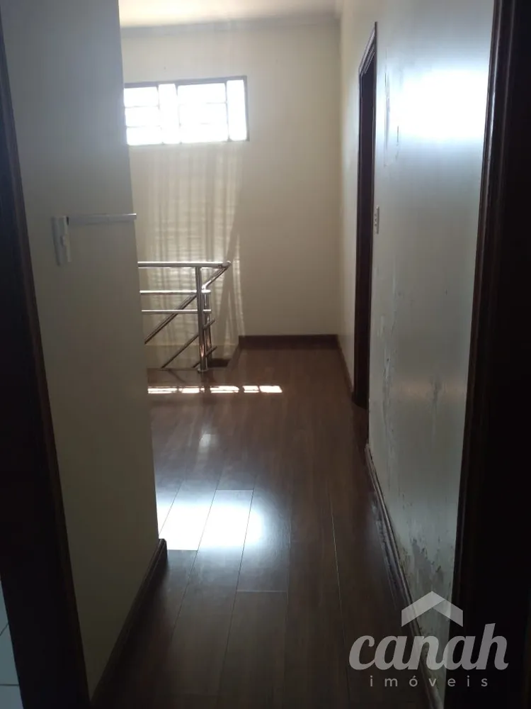 Casa, 3 quartos, 215 m² - Foto 4