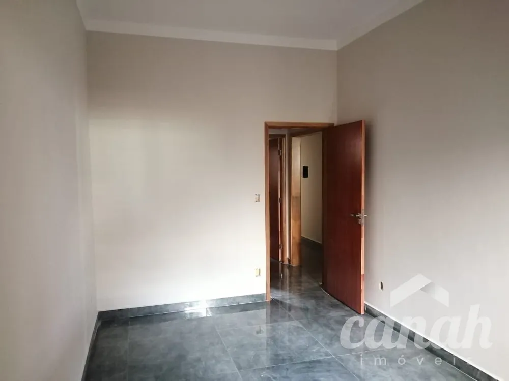 Casa, 3 quartos, 142 m² - Foto 1