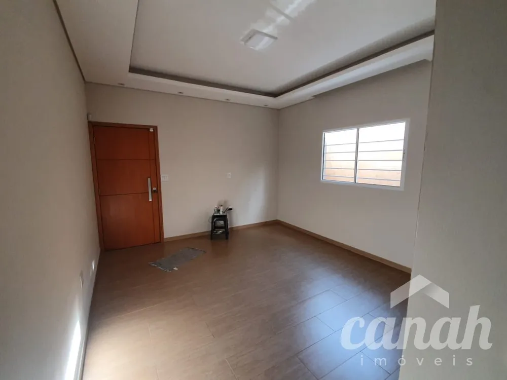 Casa, 3 quartos, 157 m² - Foto 2