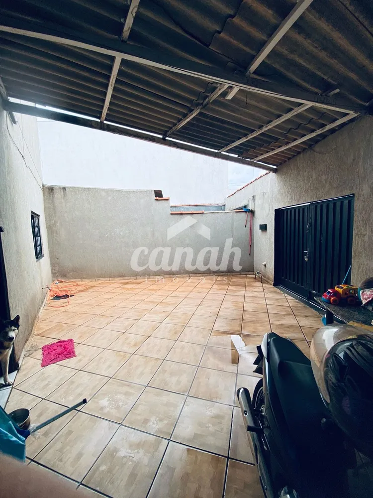 Casa, 5 quartos, 200 m² - Foto 1