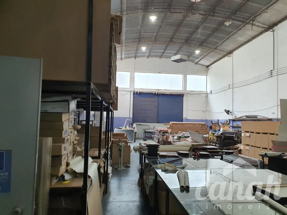 Loja-Salão, 550 m² - Foto 1
