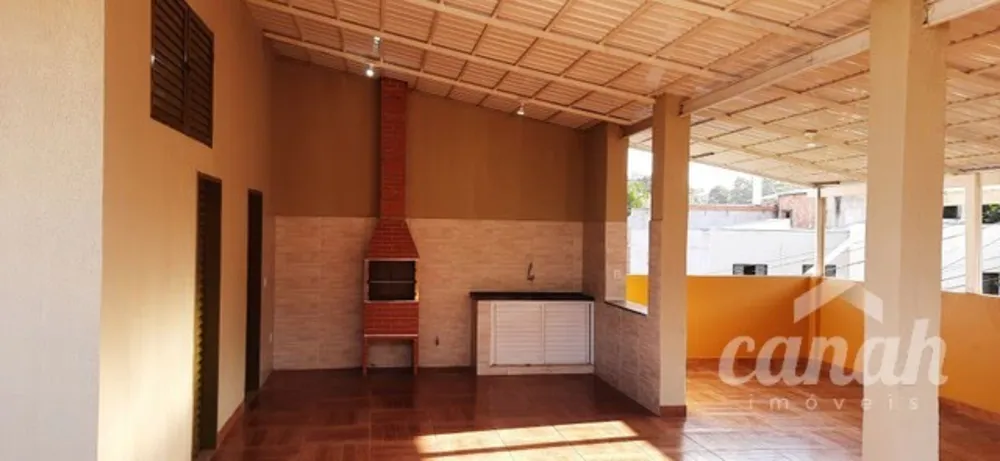 Casa, 5 quartos, 330 m² - Foto 1