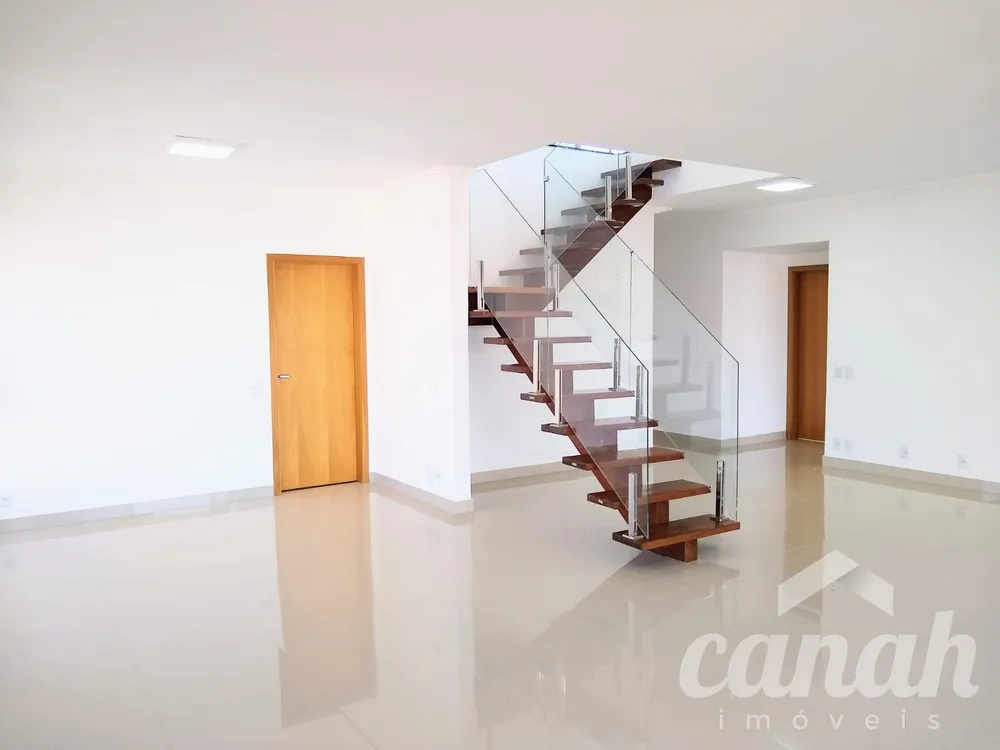 Apartamento, 3 quartos, 400 m² - Foto 1