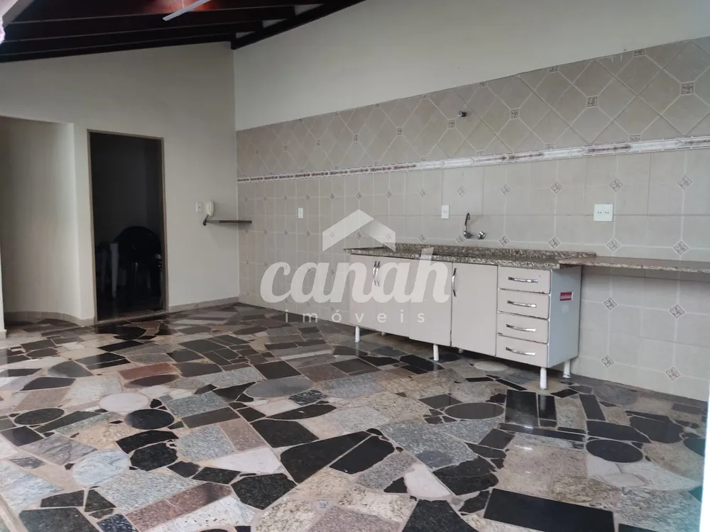 Casa, 3 quartos, 158 m² - Foto 1