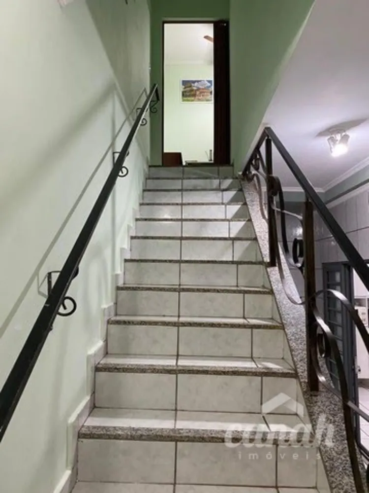Casa, 4 quartos, 232 m² - Foto 3