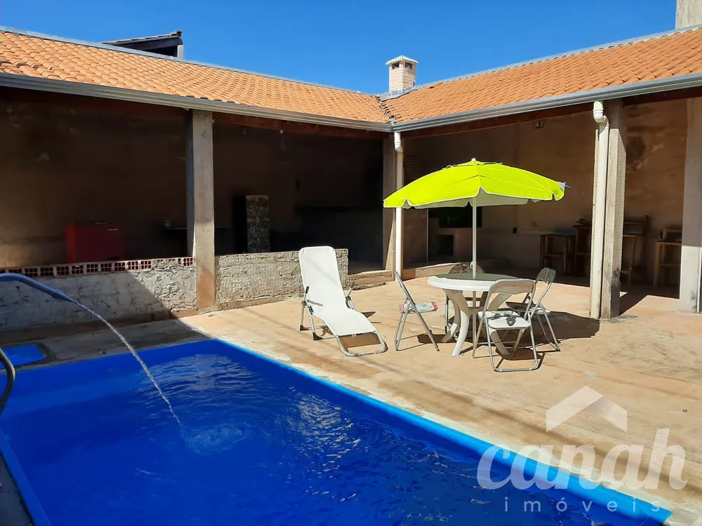 Casa, 2 quartos, 130 m² - Foto 1