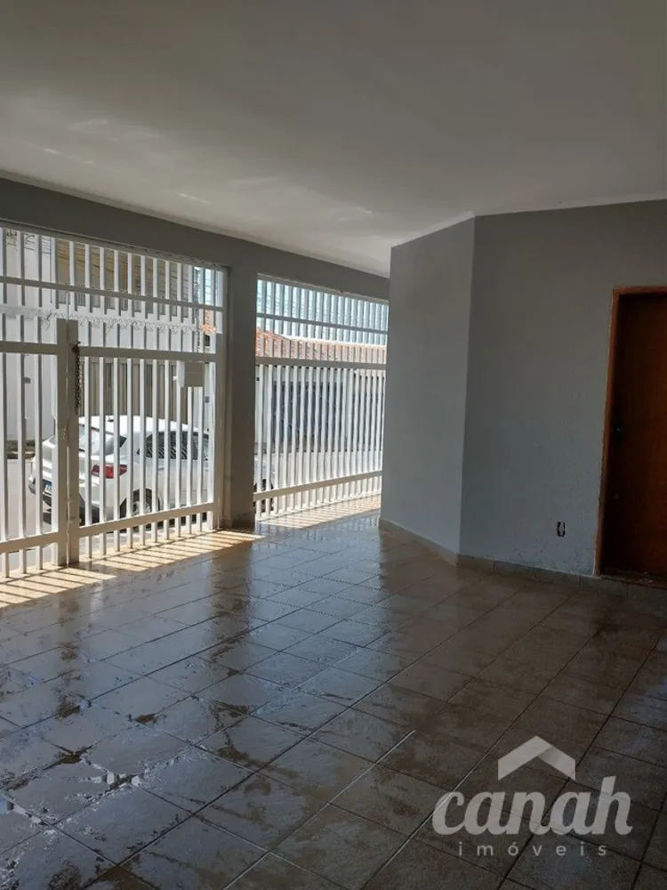 Casa, 3 quartos, 187 m² - Foto 2