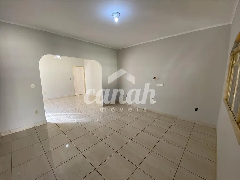 Casa, 3 quartos, 170 m² - Foto 1