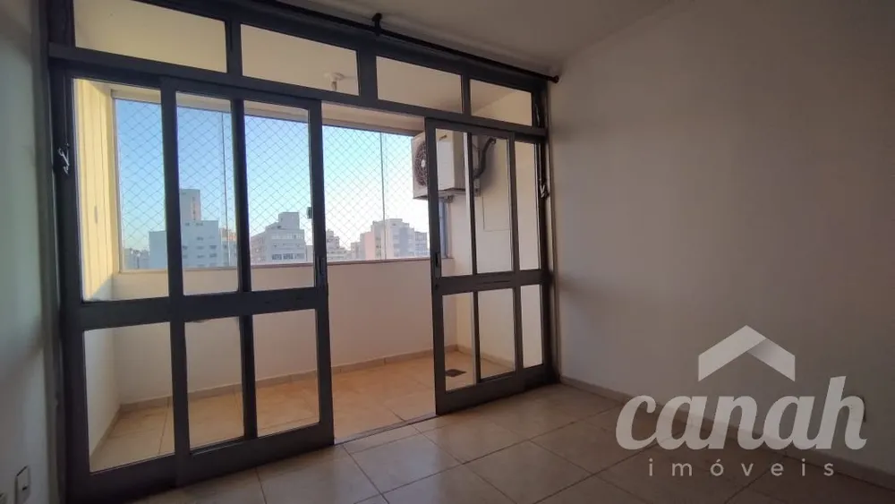 Apartamento, 3 quartos, 80 m² - Foto 2