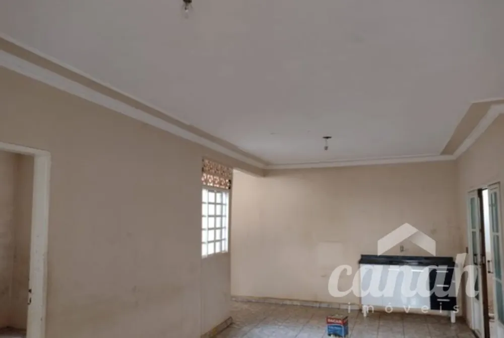 Casa, 4 quartos, 290 m² - Foto 2