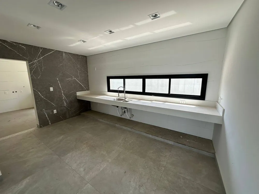 Casa, 5 quartos, 160 m² - Foto 4