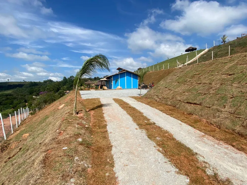Sítio, 3 quartos, 2000 m² - Foto 1