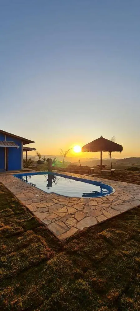 Sítio, 3 quartos, 2000 m² - Foto 2