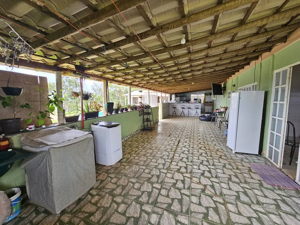 Sítio, 3 quartos, 2099 m² - Foto 1