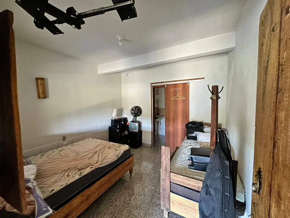 Sítio, 5 quartos, 3160 m² - Foto 8