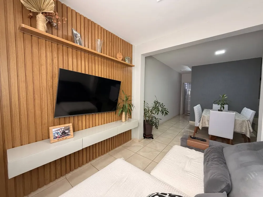 Casa, 3 quartos, 78 m² - Foto 2
