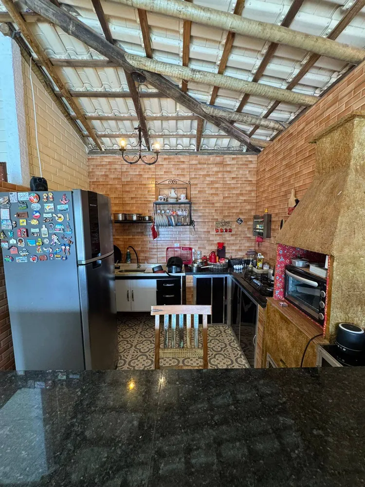 Sítio, 3 quartos, 1000 m² - Foto 1