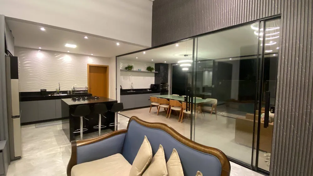 Casa, 4 quartos, 245 m² - Foto 4